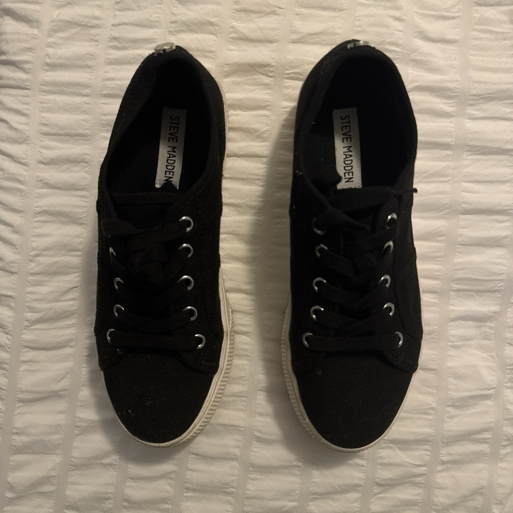 Steve Madden Black Canvas Sneakers